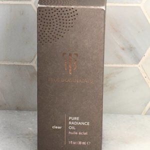 Pure Radiance Oil-moisturizing face oil that helps prevent breakouts!